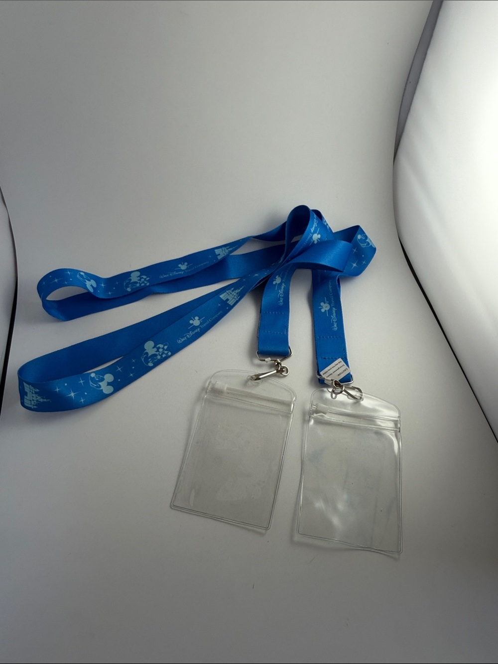 Disneyland Lanyard w/clear Zip ID Pouch set of 2